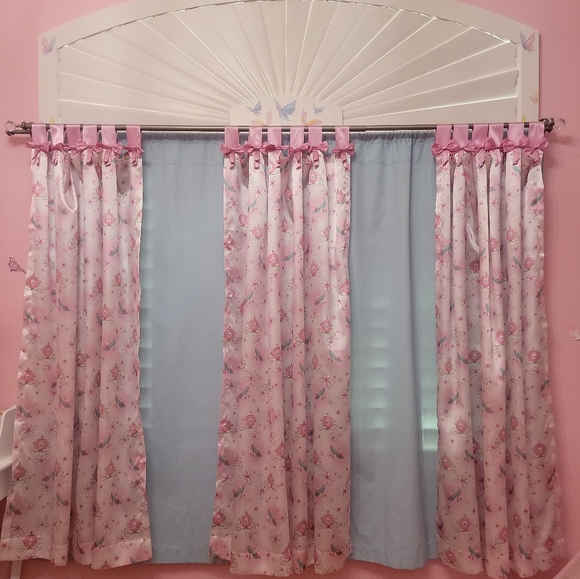 CINDERELLA PRINCESS ENCHANTMENT WINDOW PANELS - Picture 6 of 17